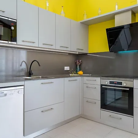 Loft El Til-ler Lägenhet